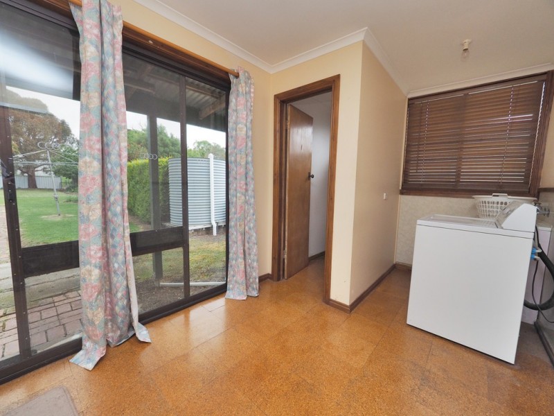 31 Station Street, Glenthompson VIC 3293