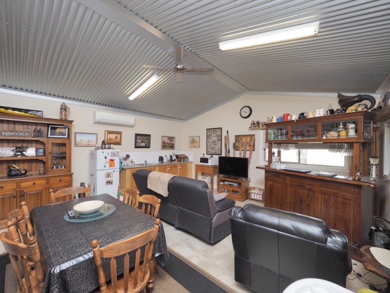 3 Alexander Road, Bellellen VIC 3381