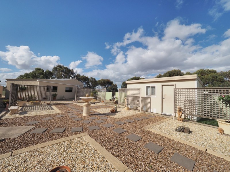 3 Alexander Road, Bellellen VIC 3381