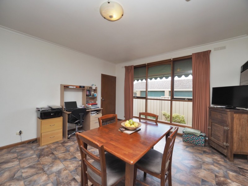 41 Churchill Avenue, Ararat VIC 3377