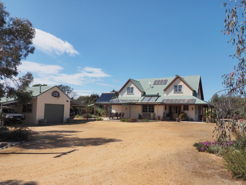 187 Long Gully Road, Pomonal VIC 3381