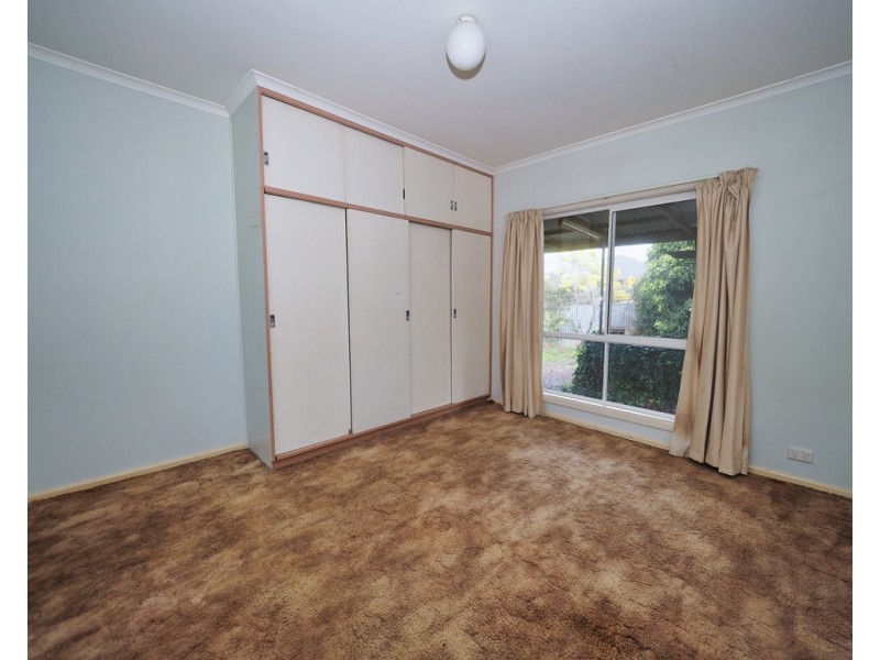 42 View Point Street, Ararat VIC 3377