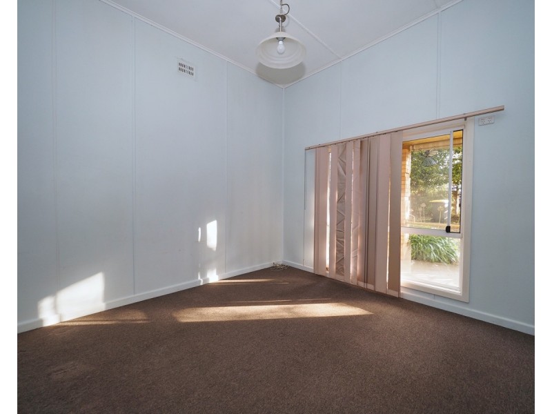 42 View Point Street, Ararat VIC 3377