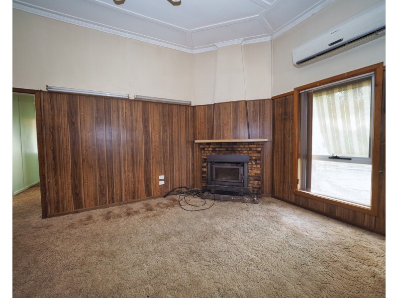 42 View Point Street, Ararat VIC 3377