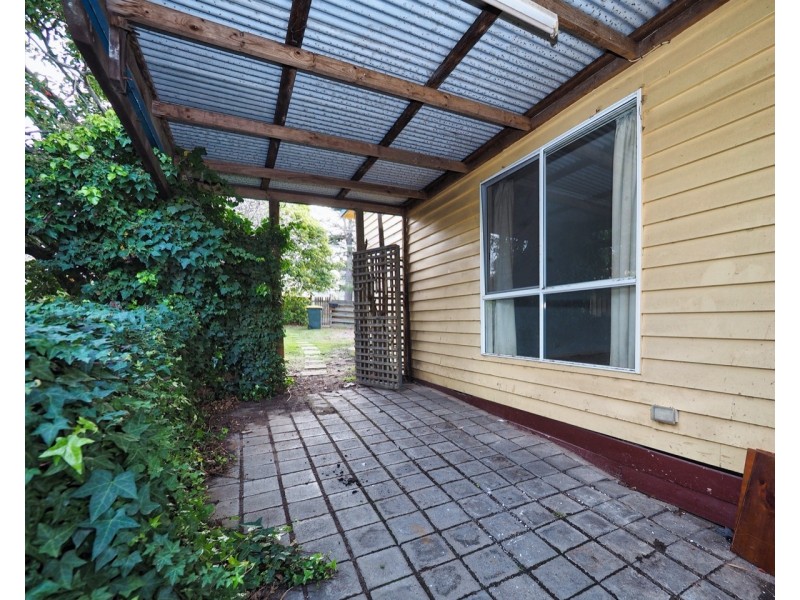 42 View Point Street, Ararat VIC 3377