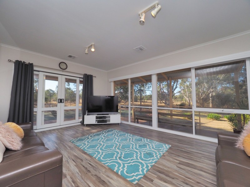 10 Packard Drive, Ararat VIC 3377