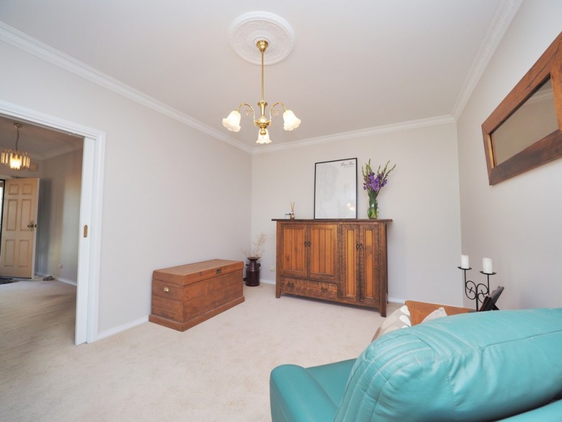 10 Packard Drive, Ararat VIC 3377