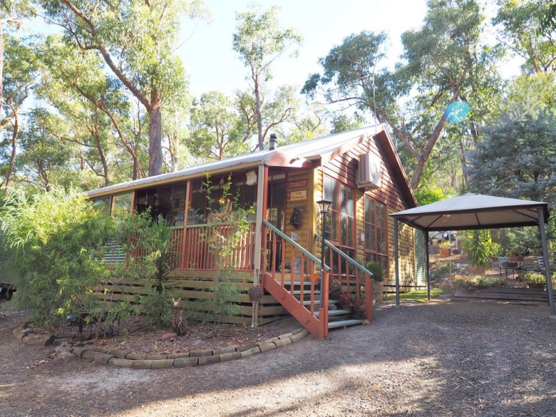 62 Scott Road, Halls Gap VIC 3381