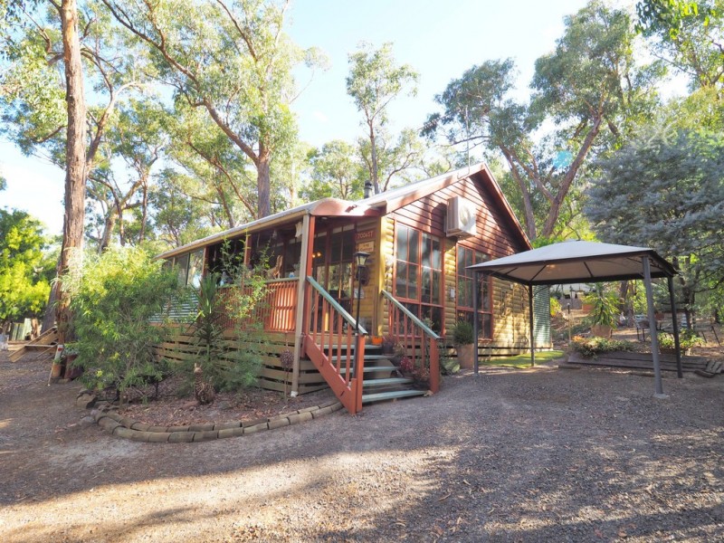 62 Scott Road, Halls Gap VIC 3381