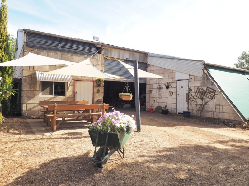 56 Mint Road, Moyston VIC 3377