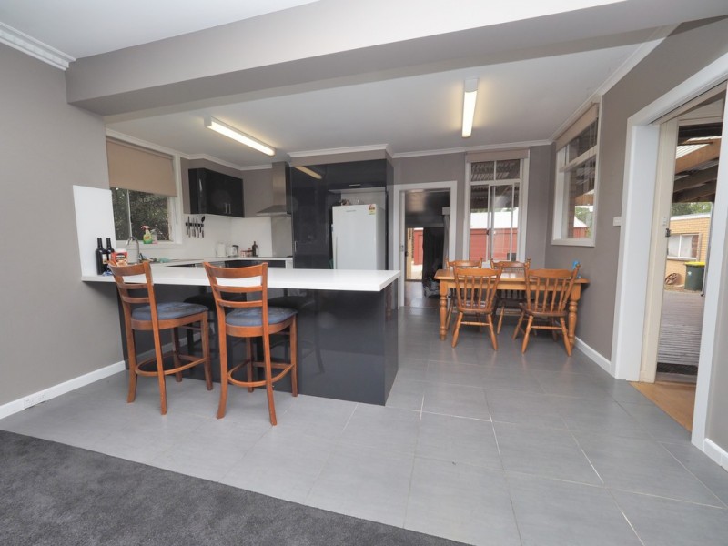 260 Western Highway, Ararat VIC 3377