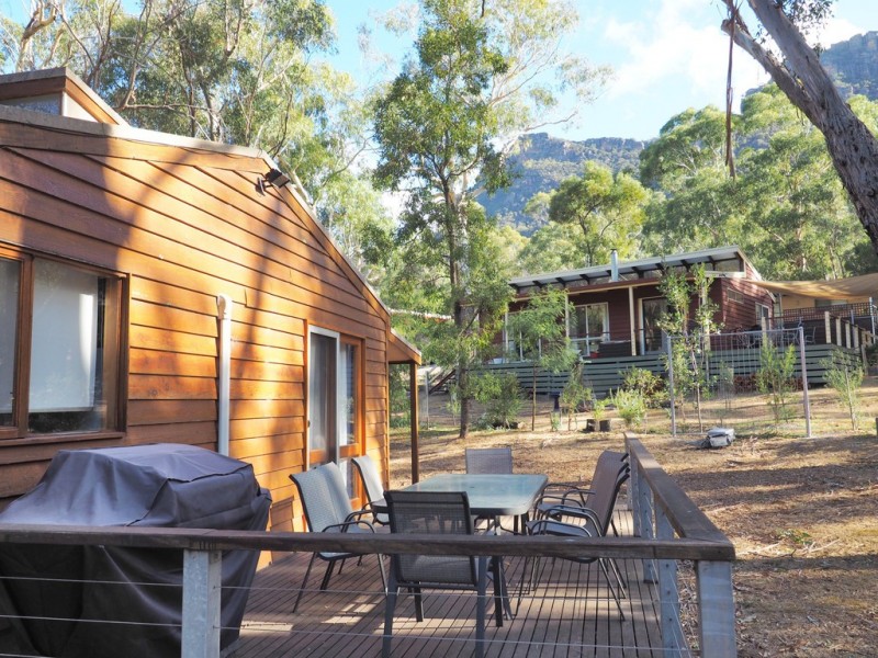 6 Young Road, Halls Gap VIC 3381