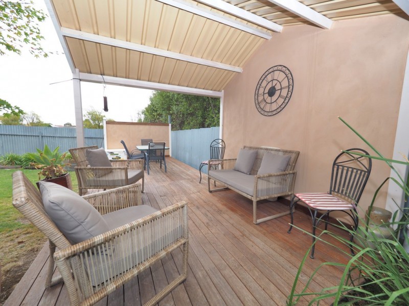 4 Melaleuca Court, Ararat VIC 3377