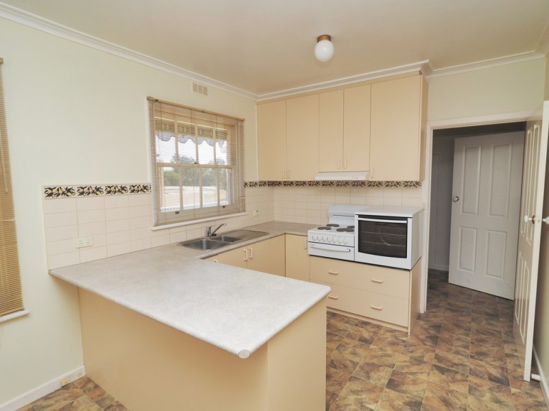 43 McNeill Street, Ararat VIC 3377