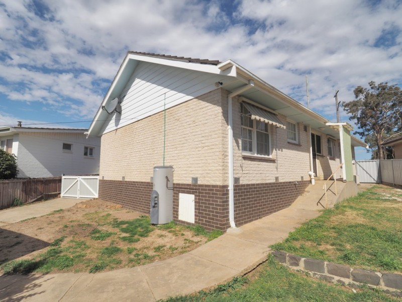 43 McNeill Street, Ararat VIC 3377