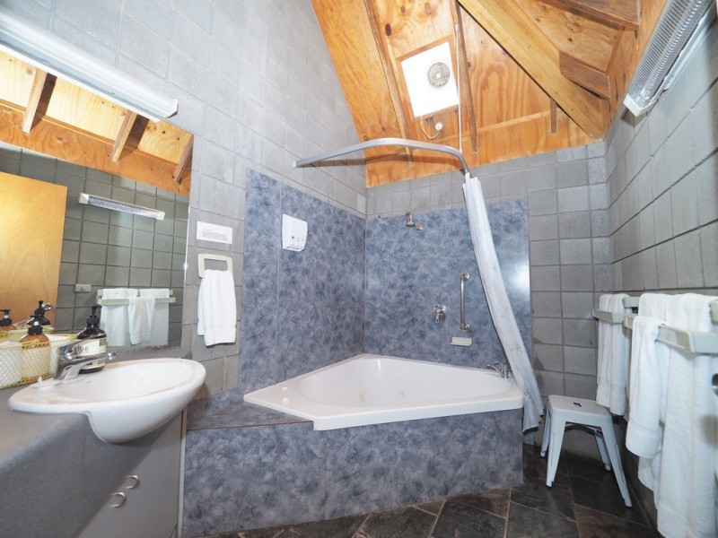 5 Trajul Road, Halls Gap VIC 3381