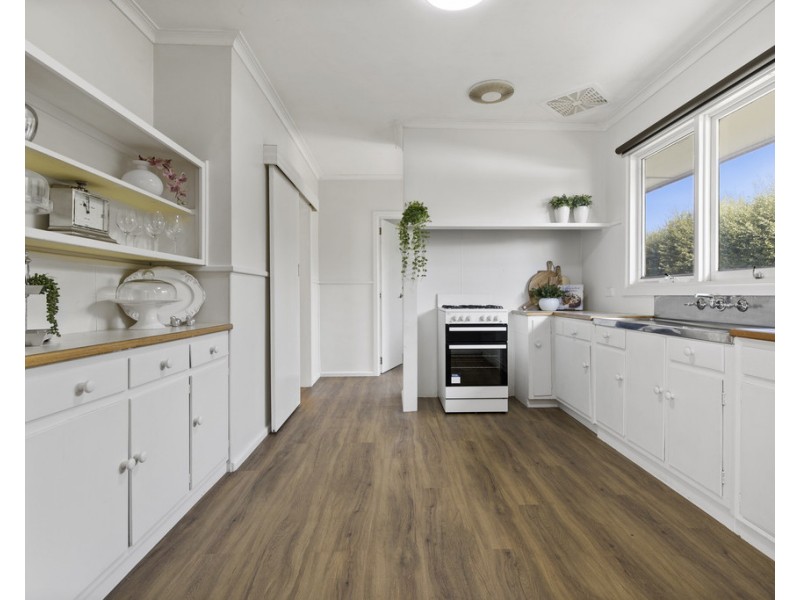 17 Vincent Street, Ararat VIC 3377