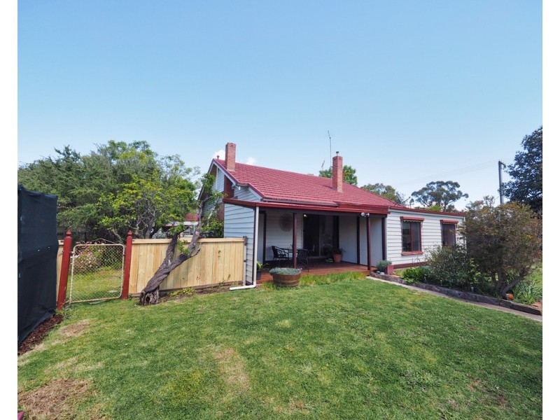 9 Crouch Street, Ararat VIC 3377