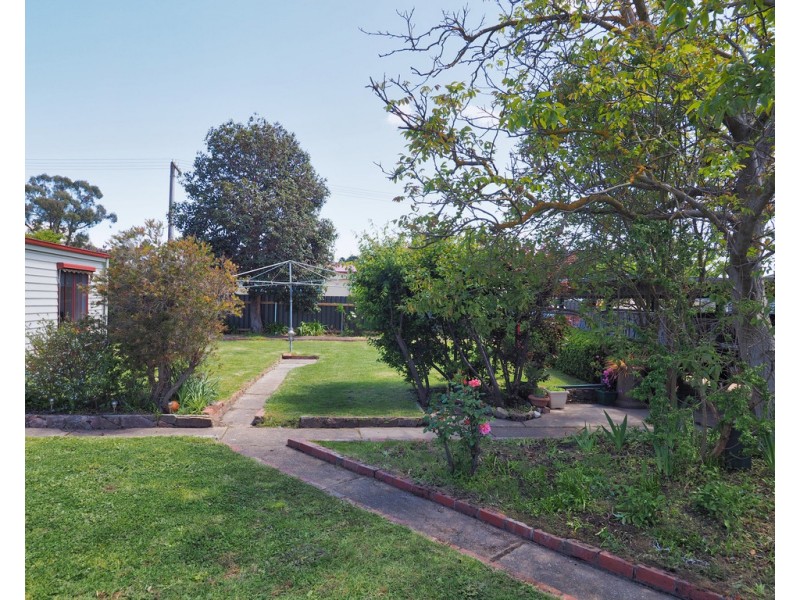 9 Crouch Street, Ararat VIC 3377