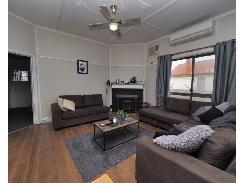 21 Blake Street, Ararat VIC 3377