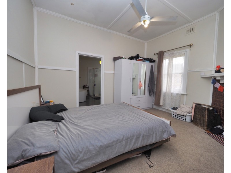 21 Blake Street, Ararat VIC 3377