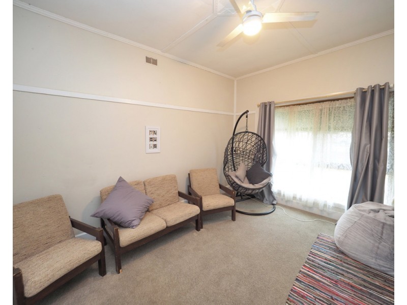 21 Blake Street, Ararat VIC 3377