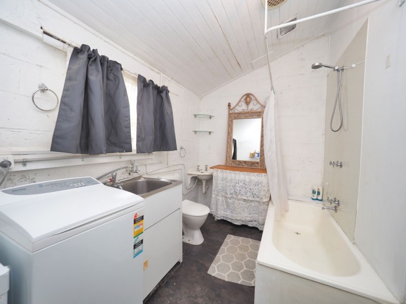 74 Rundell Street, Ararat VIC 3377