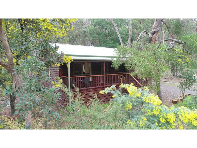 64 Scott Road, Halls Gap VIC 3381