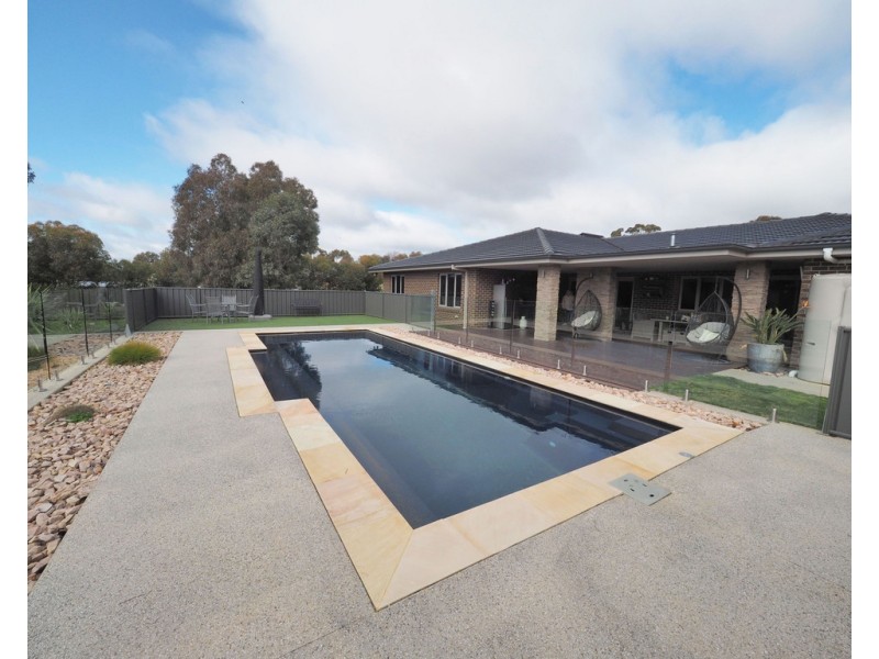 118 Picnic Road, Ararat VIC 3377