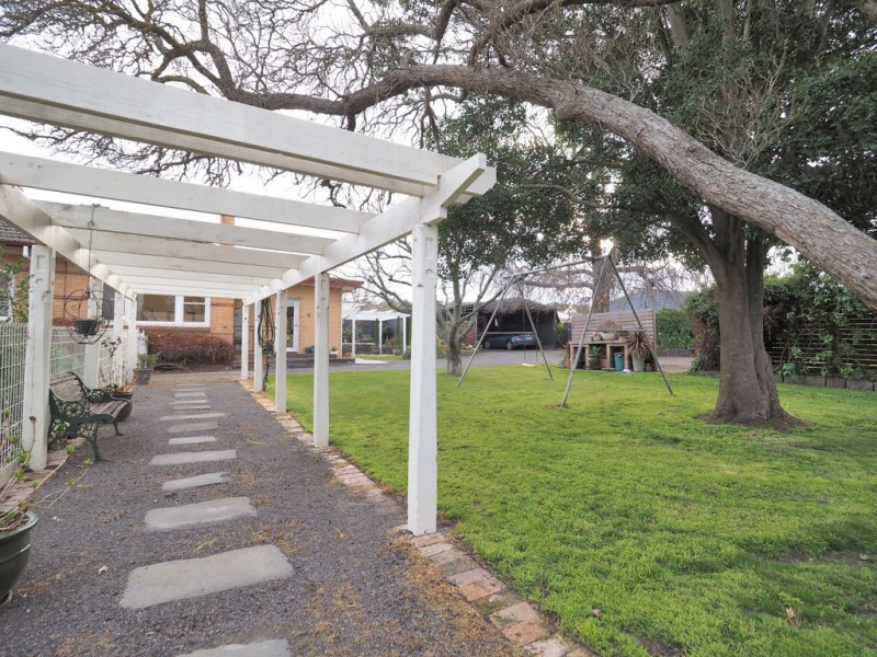 8-10 Barkly Street West, Ararat VIC 3377