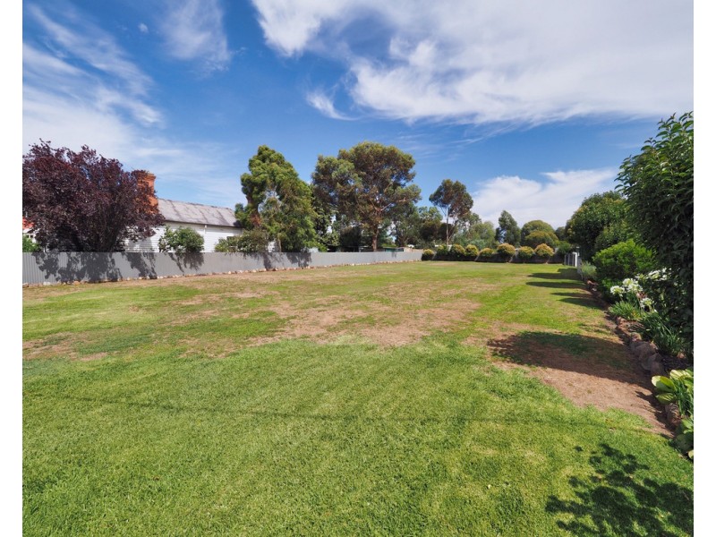 104-106 Main Street, Willaura VIC 3379