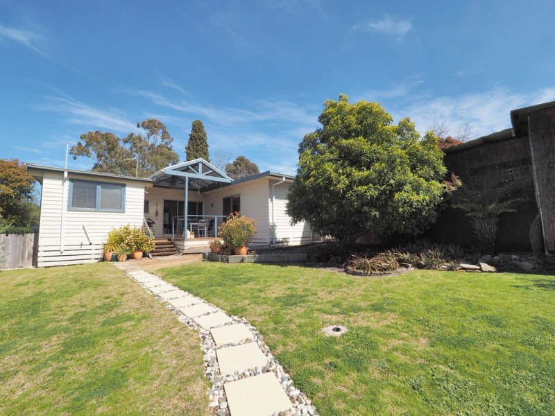 6 Spalding Street, Ararat VIC 3377