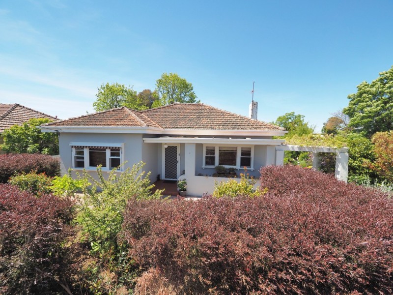 4 View Point Street, Ararat VIC 3377