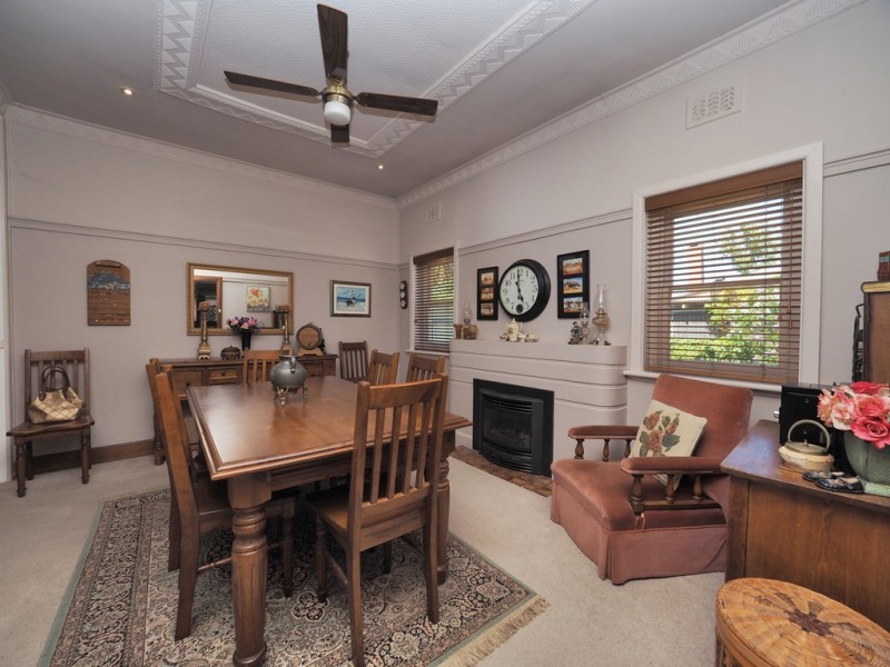 4 View Point Street, Ararat VIC 3377