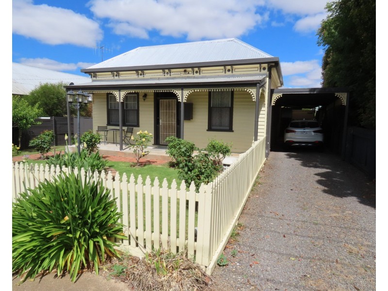 38 Palmer Street, Ararat VIC 3377