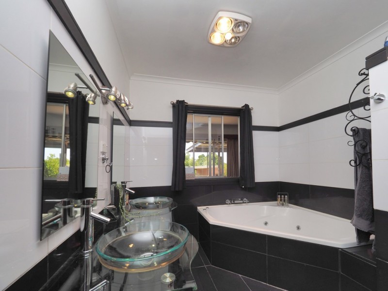 49 McNeill Street, Ararat VIC 3377