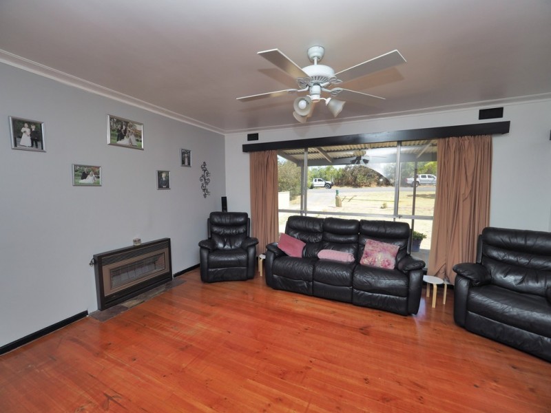 49 McNeill Street, Ararat VIC 3377