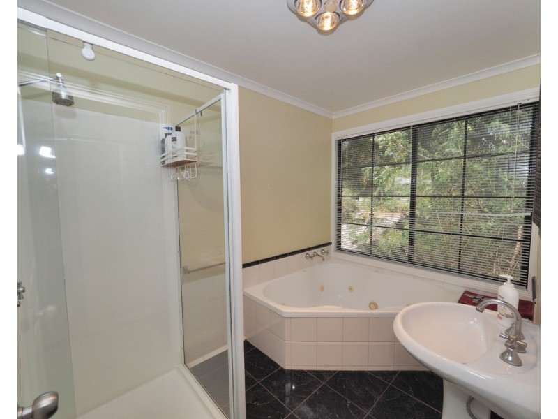 320 Grampians Road, Halls Gap VIC 3381
