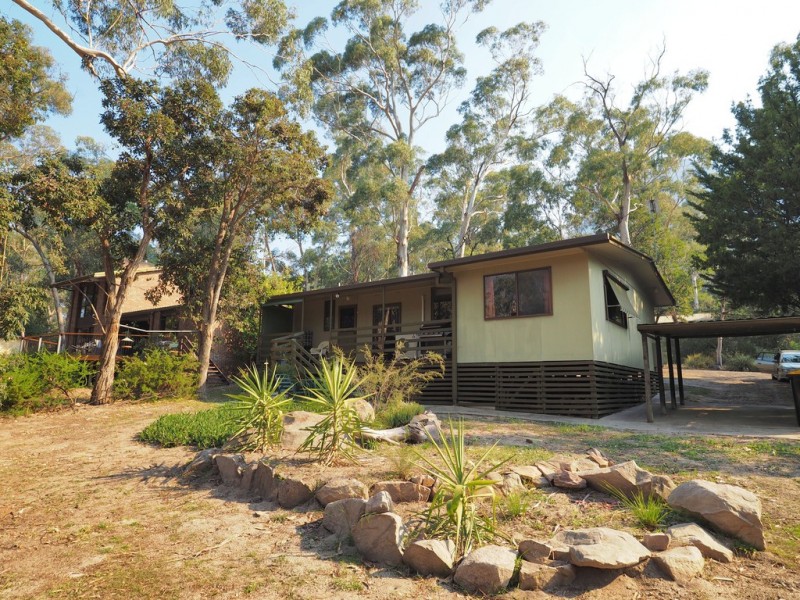 89 Scott Road, Halls Gap VIC 3381