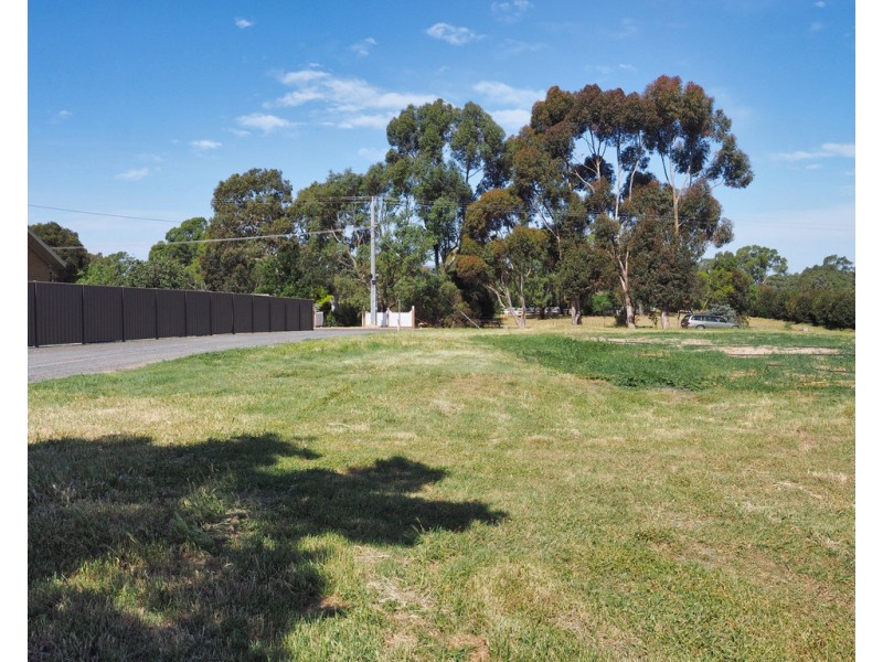 Lot 2, 64 Tatyoon Road, Ararat VIC 3377
