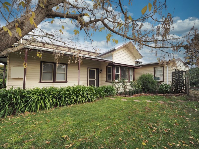 33 Vincent Street, Ararat VIC 3377