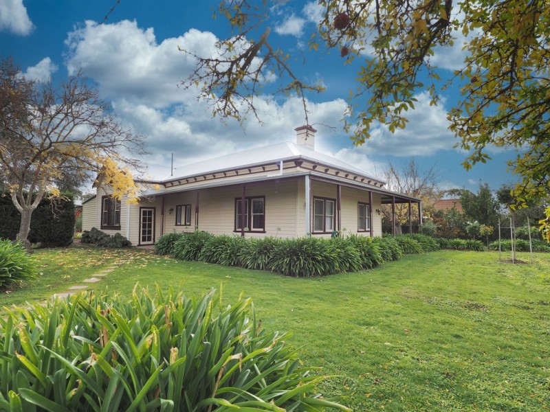 33 Vincent Street, Ararat VIC 3377