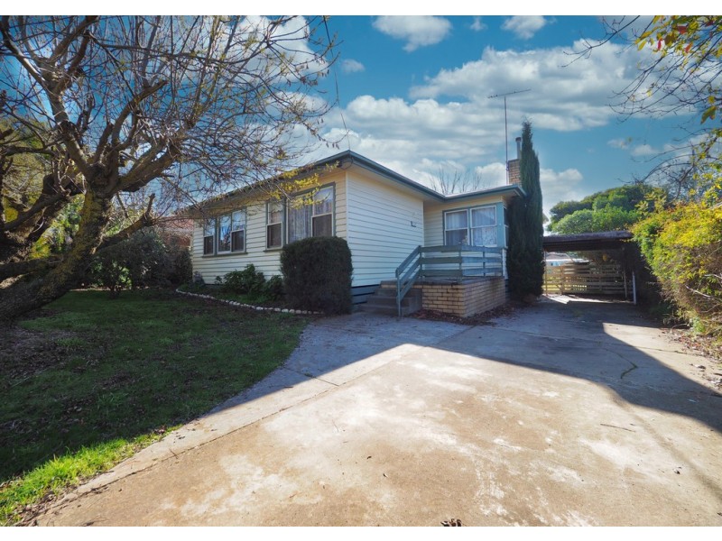 14 Truscott Street, Ararat VIC 3377