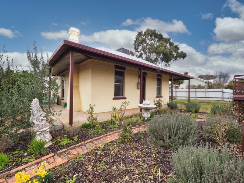 36 Maude Street, Ararat VIC 3377