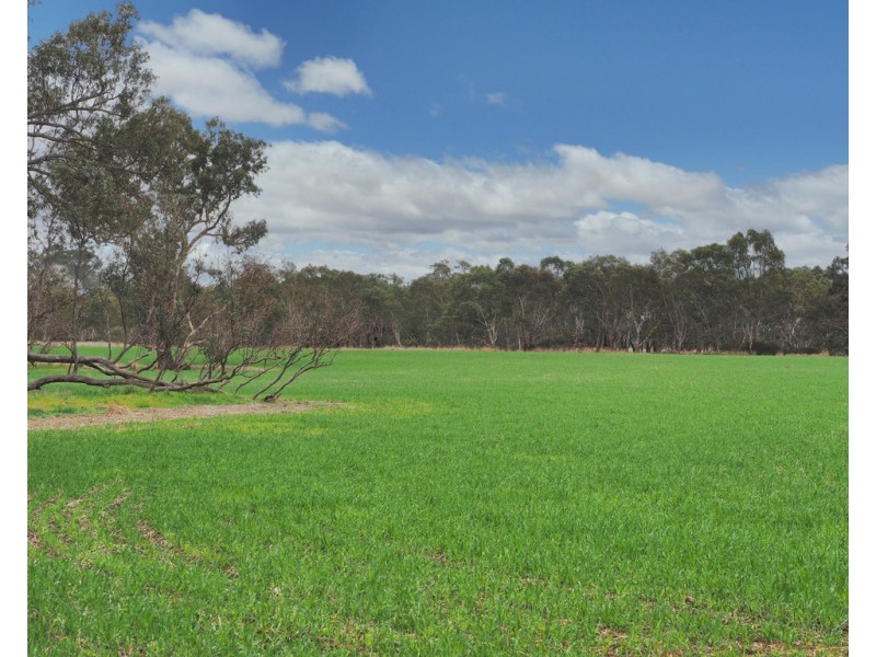 Lots 1and2 Ararat – Halls Gap Road, Moyston VIC 3377