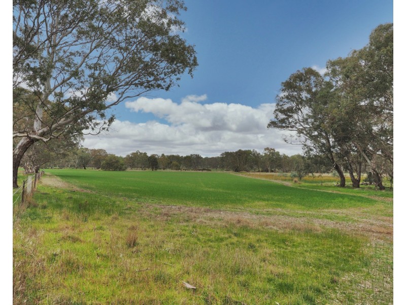 Lots 1and2 Ararat – Halls Gap Road, Moyston VIC 3377