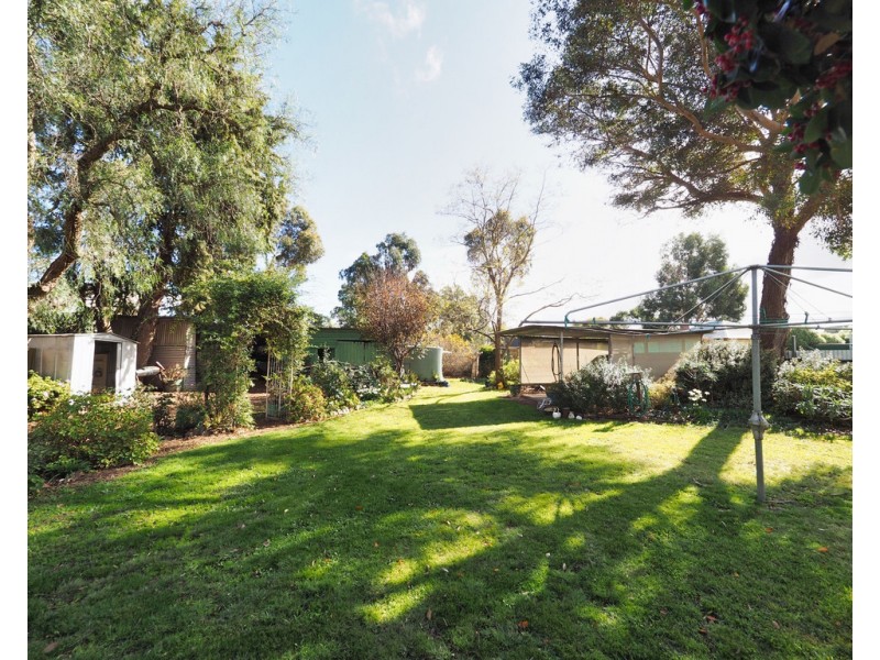 102 Main Street, Willaura VIC 3379