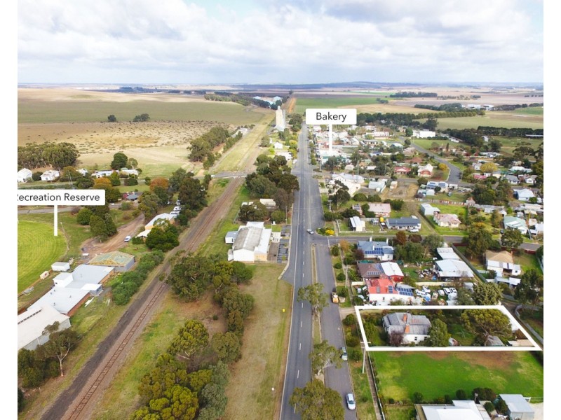 102 Main Street, Willaura VIC 3379