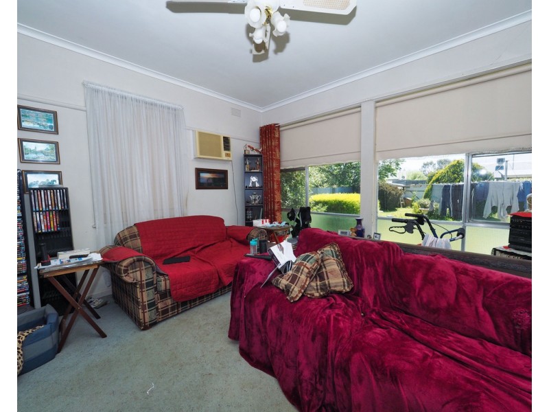 21 Marx Crescent, Ararat VIC 3377
