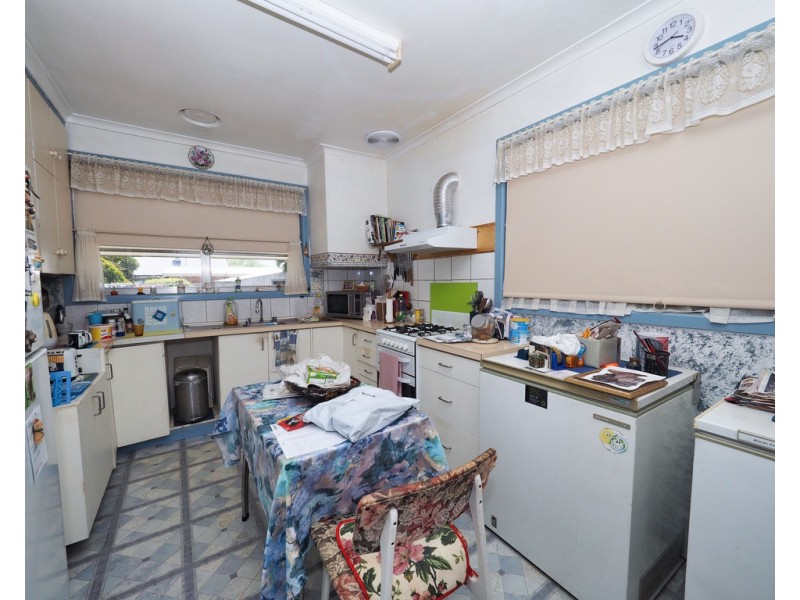 21 Marx Crescent, Ararat VIC 3377